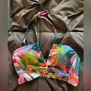 Medium Xhilaration Bikini Top